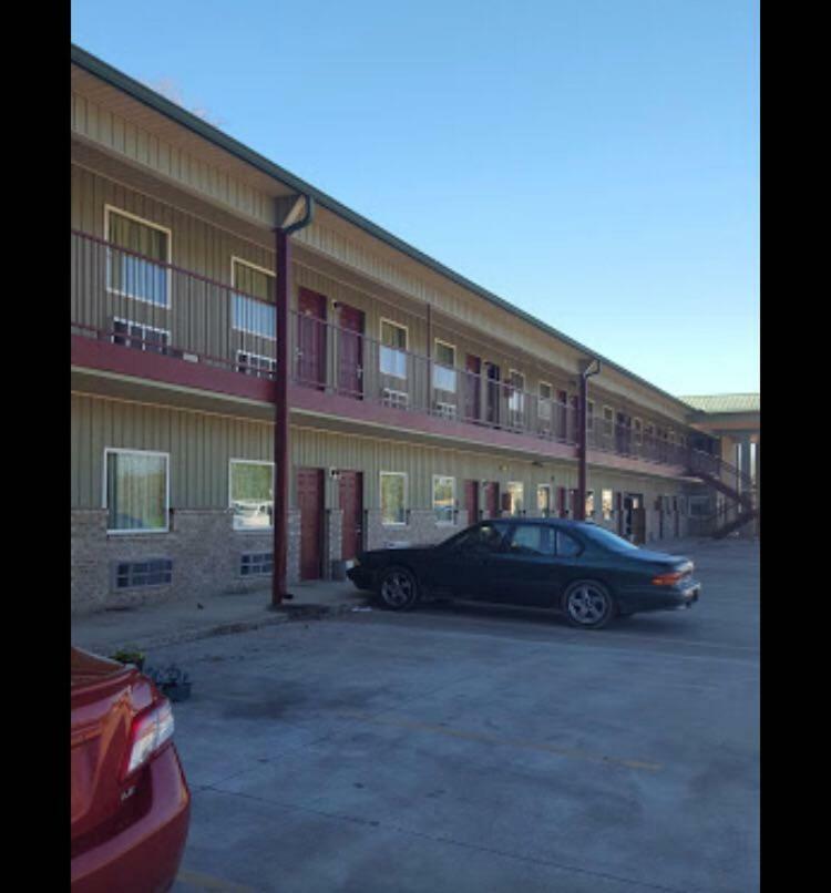 City Heart Inn & Suites Piedmont Exteriör bild
